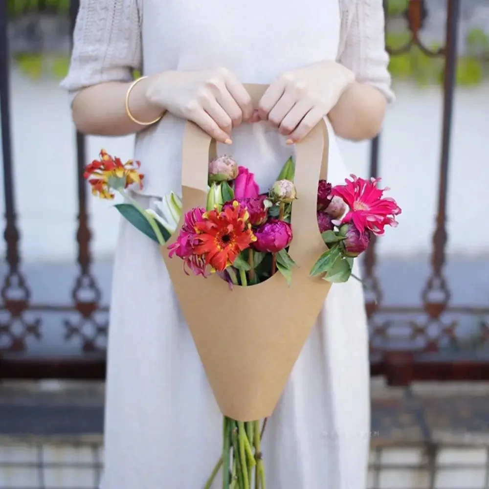 10 قطع من أكياس الهدايا الورقي - مراجعة Florist Supply House وسعره